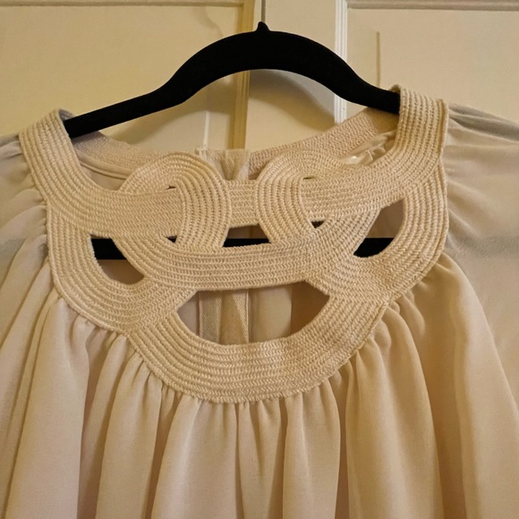 studio M tops is in good condition no stains or rips .long sleeves . - Picture 2 of 6